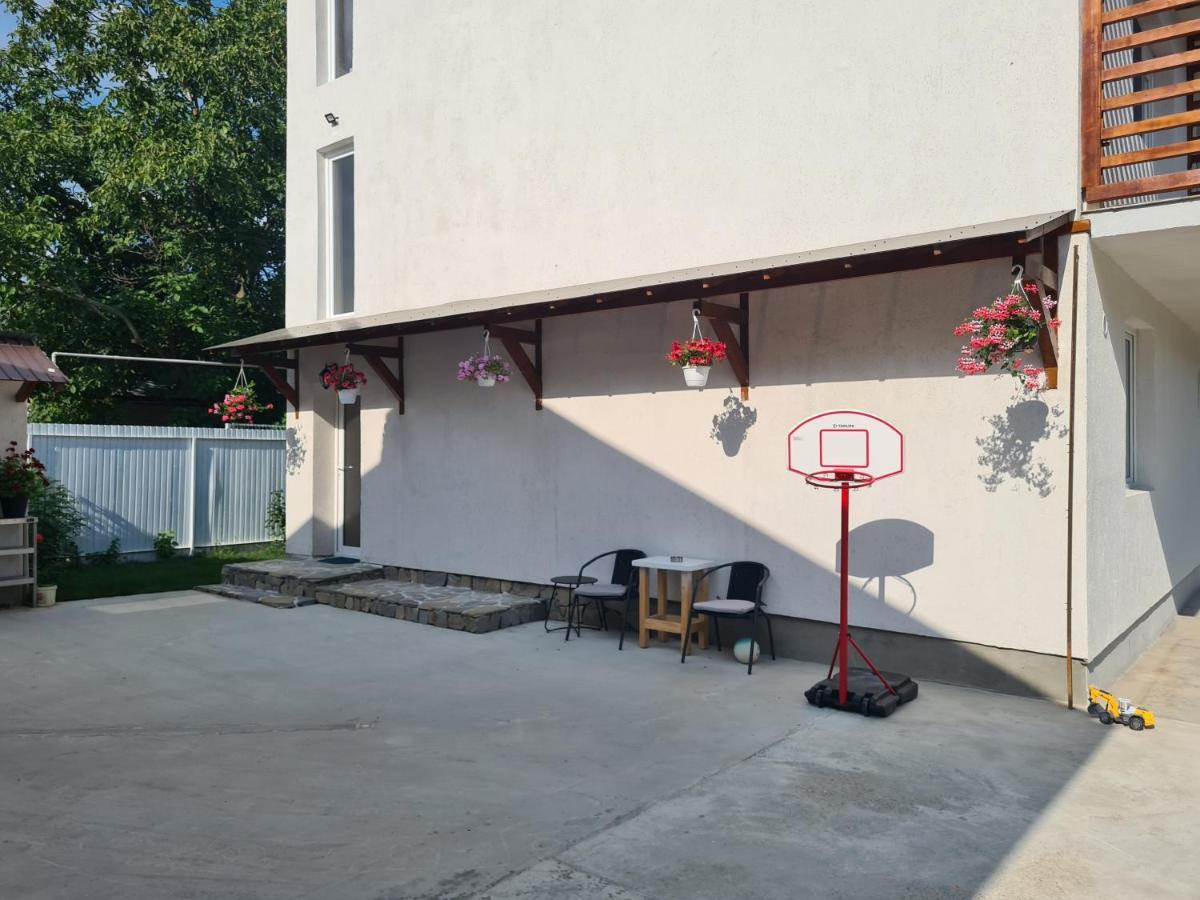Luca'S Studio 3 ,Close To Therme Bucharest, Airport Otopeni Balotesti Ngoại thất bức ảnh